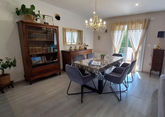 Agreable Maison Avec Jardin A Joinville