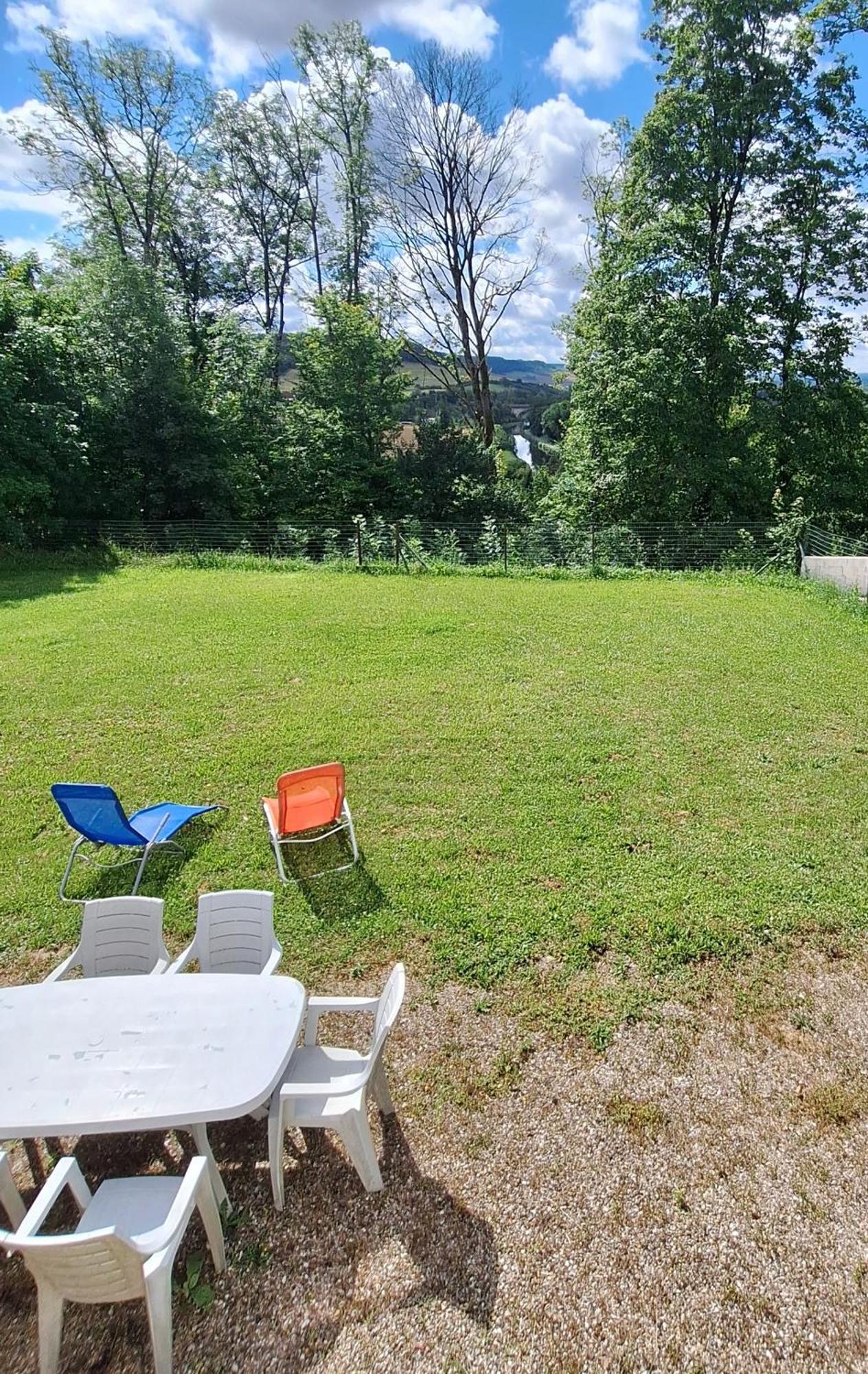 Villa Agreable Maison Avec Jardin A *